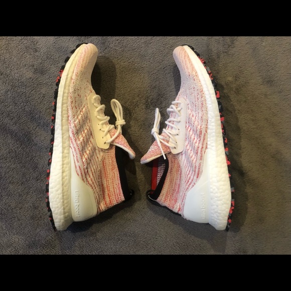 UltraBoost All Terrain 'Candy Cane' - Picture 1 of 4